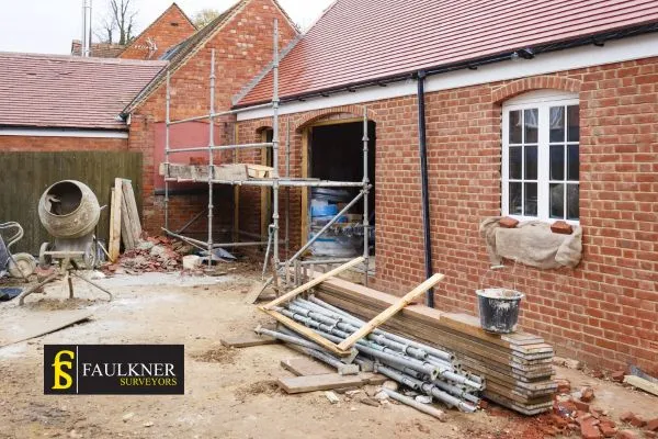 What is the minimum distance between 2 houses? 2 Distance Between Two Houses : Party Wall Surveyors Hitchin