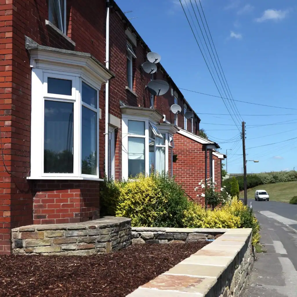 Can a Neighbour Remove Survey Stakes? 3 Min Critical Guide to Avoid Legal Issues 2 Faulkner Party Wall Surveyors Hitchin : Can My Neighbour Remove Survey Skates